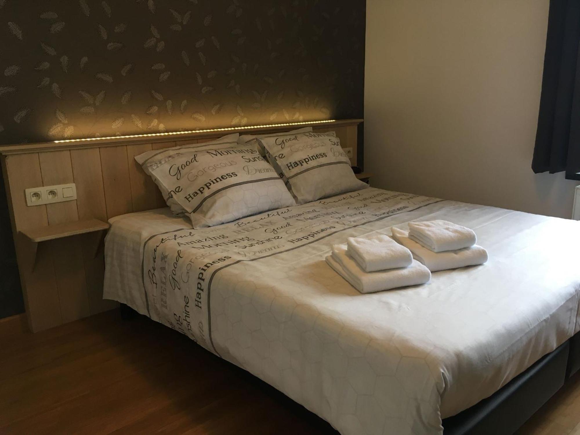 Auberge Saint-Martin Orchimont Habitación foto