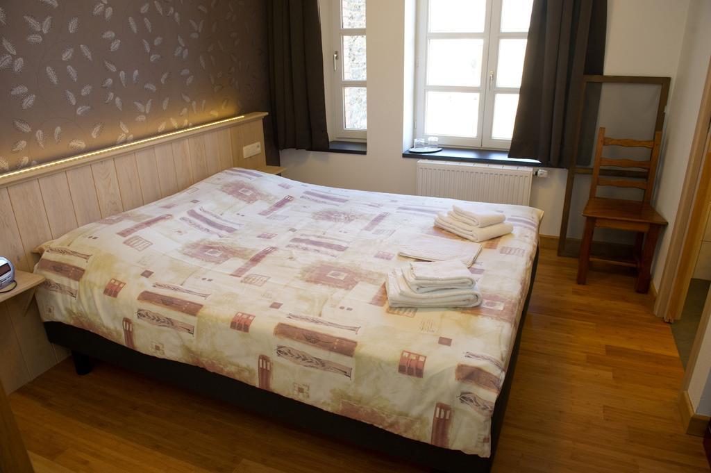 Auberge Saint-Martin Orchimont Habitación foto