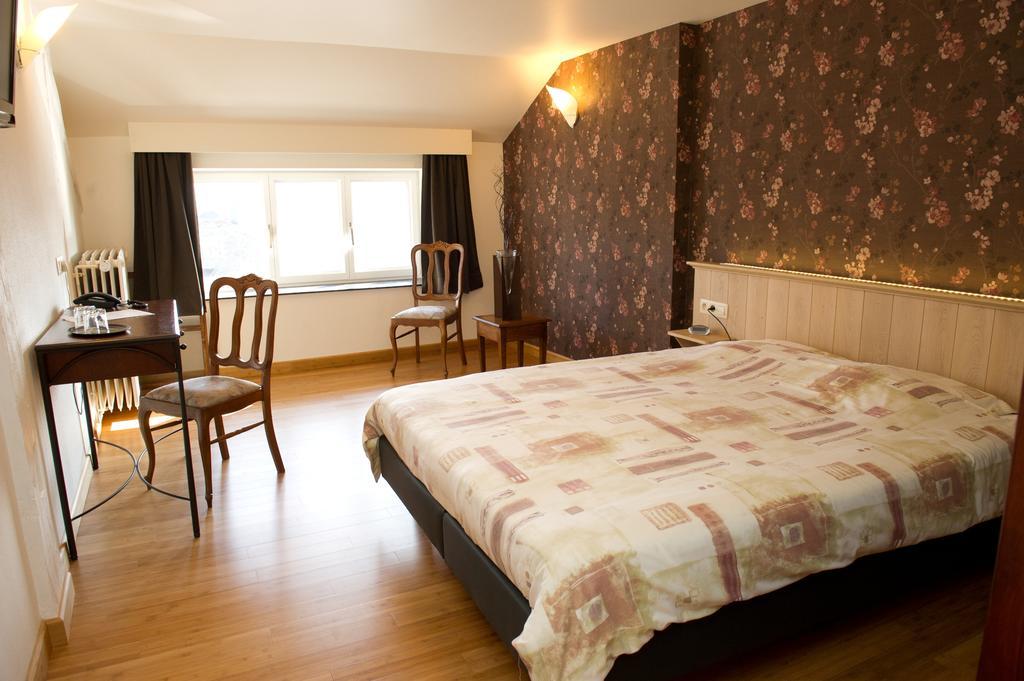 Auberge Saint-Martin Orchimont Habitación foto